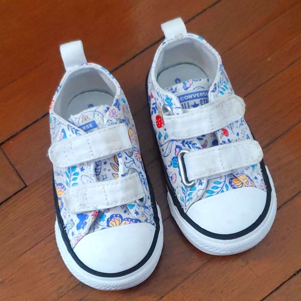 Converse Butterfly Velcro Strap Sneakers